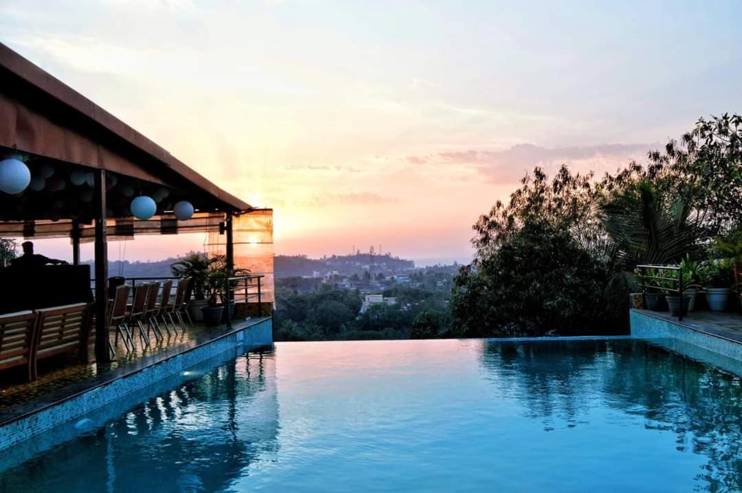 Silverador Resort ثين المظهر الخارجي الصورة
