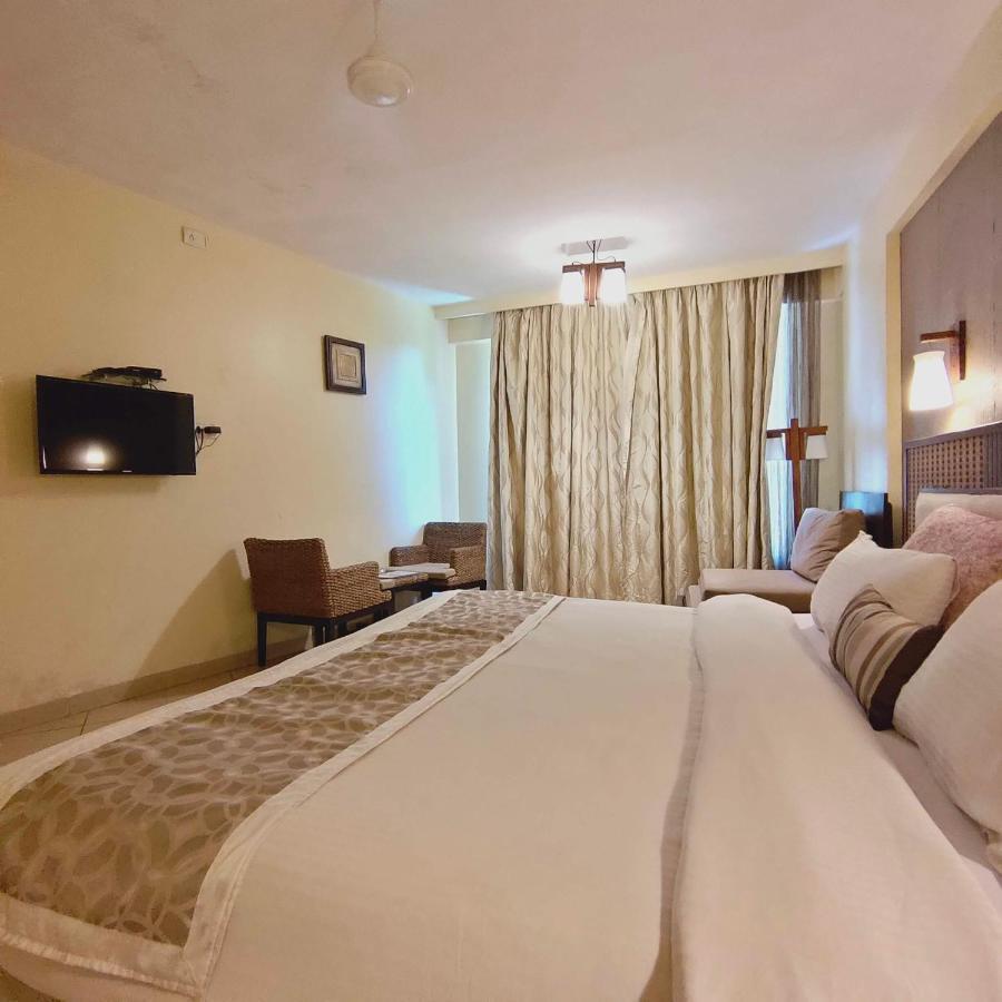Silverador Resort ثين المظهر الخارجي الصورة